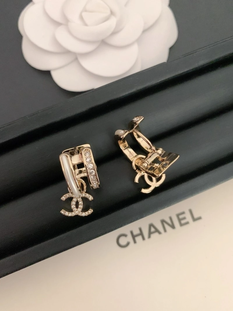 Chanel Earrings DailyWear 220164