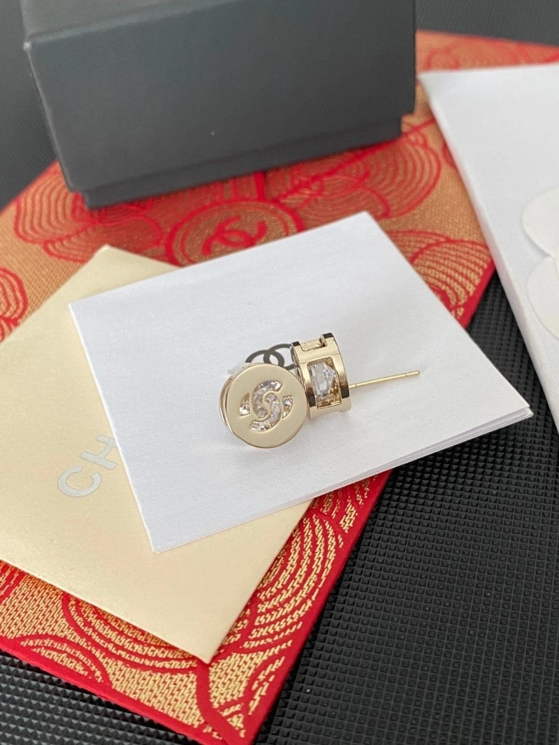 Chanel Earrings WaterResistant 220161