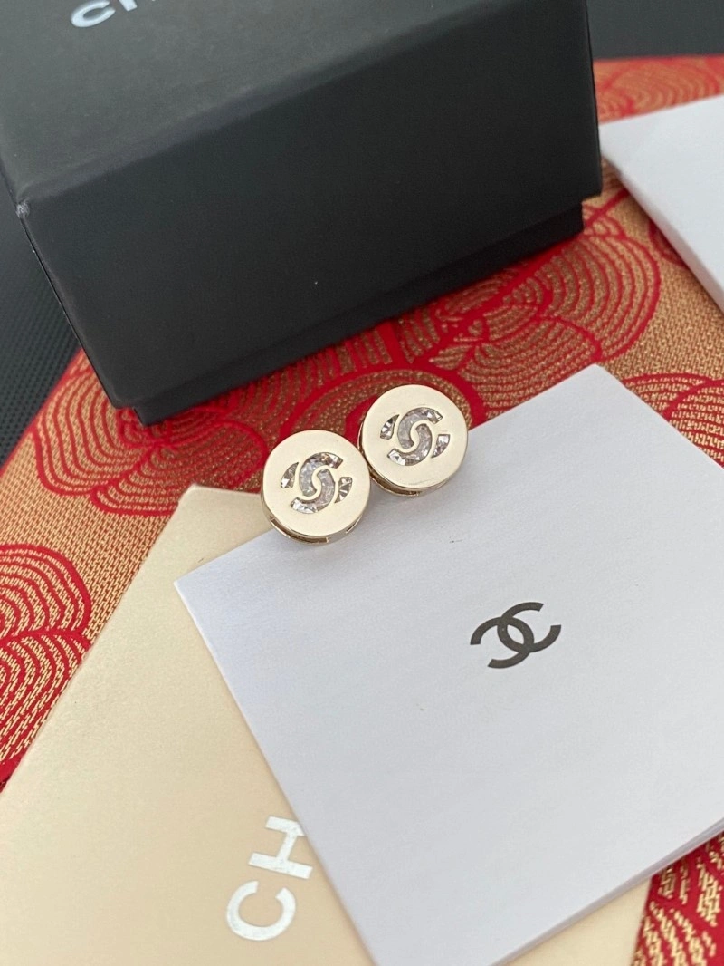Chanel Earrings WaterResistant 220161