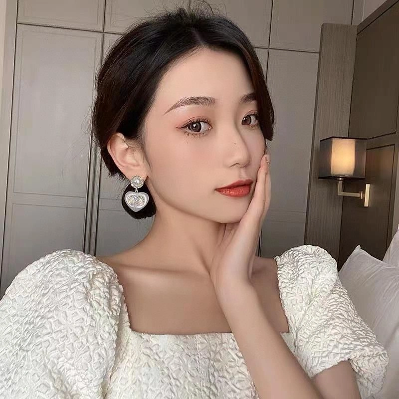 Stretchable Chanel Earrings 220231