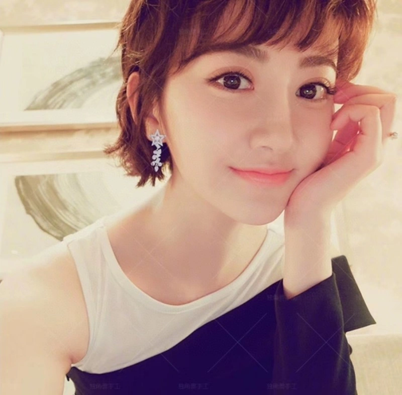 Chanel Earrings Youthful 220157