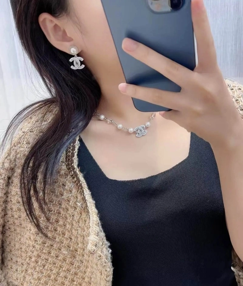 Chanel Earrings ComfortFit 220229