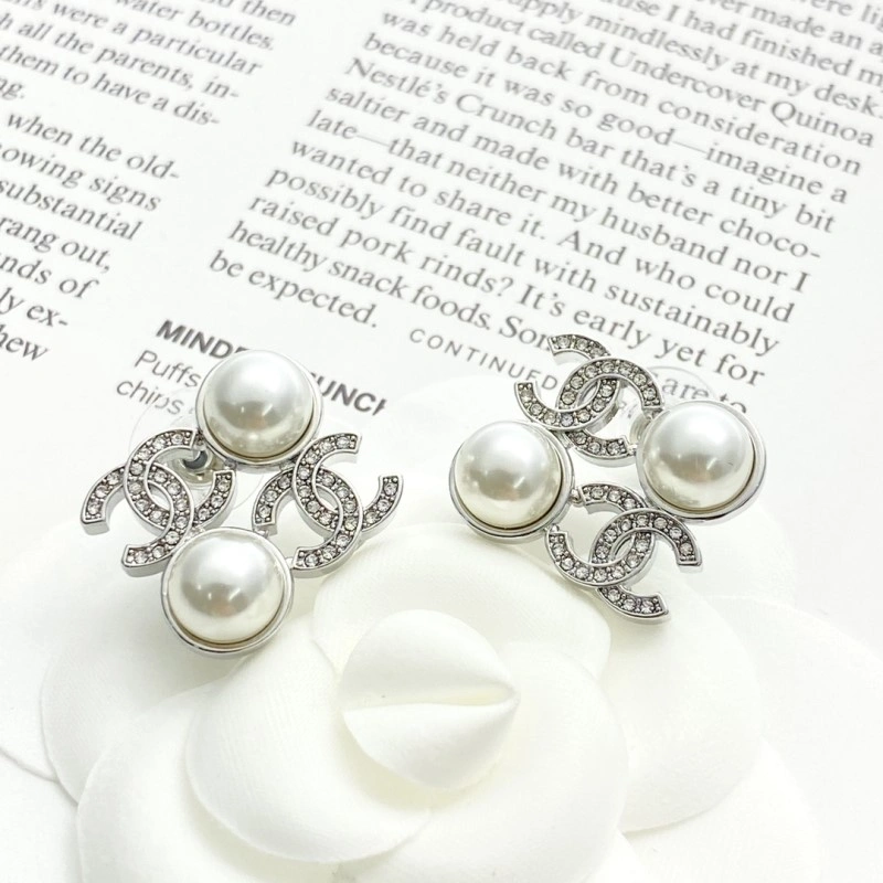 Chanel Earrings Trendsetting 220151