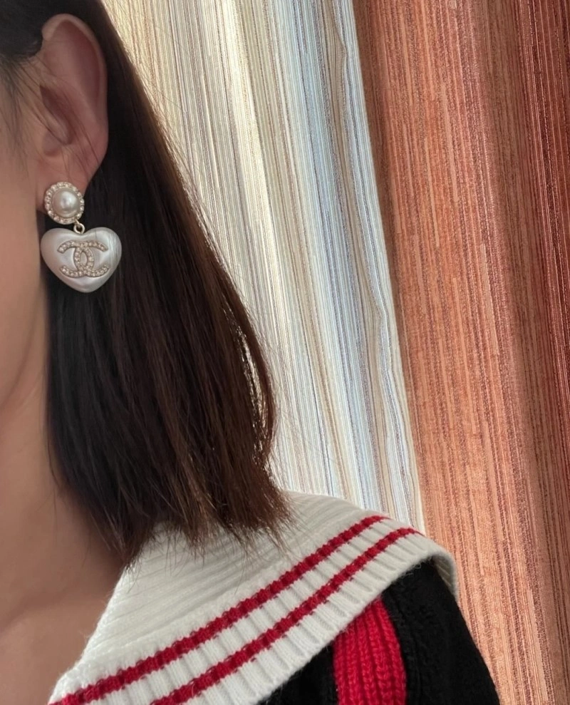 UrbanChic Chanel Earrings 220148