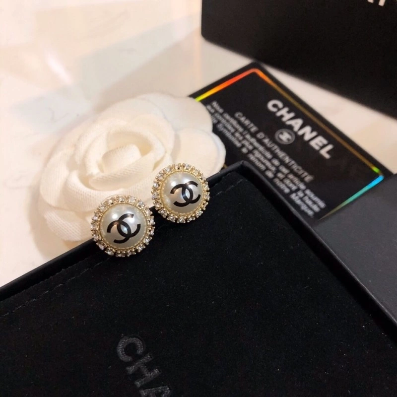 Chanel Earrings Flexible 220149