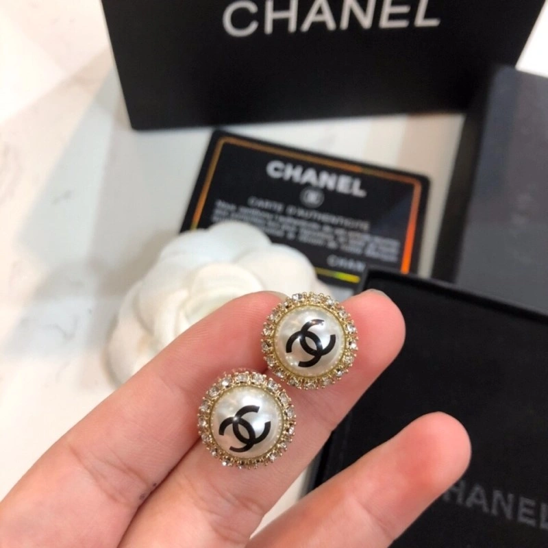 Chanel Earrings Flexible 220149