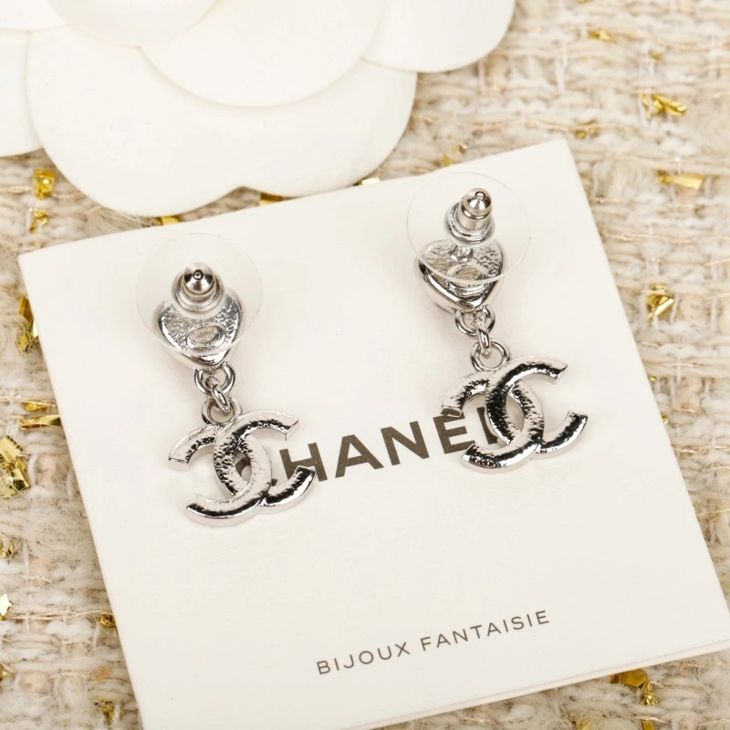 HighPerformance Chanel Earrings 220126