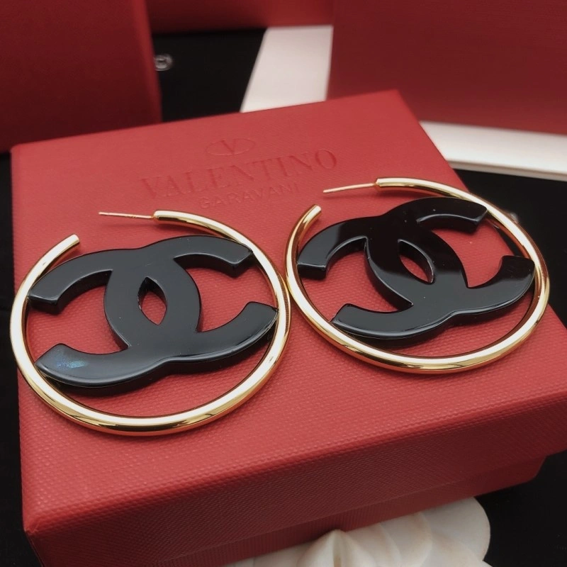 WrinkleFree Chanel Earrings 220125