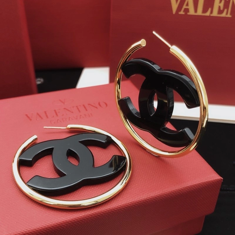 WrinkleFree Chanel Earrings 220125