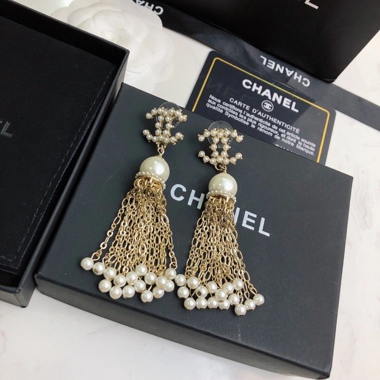 Durable Chanel Earrings 220120
