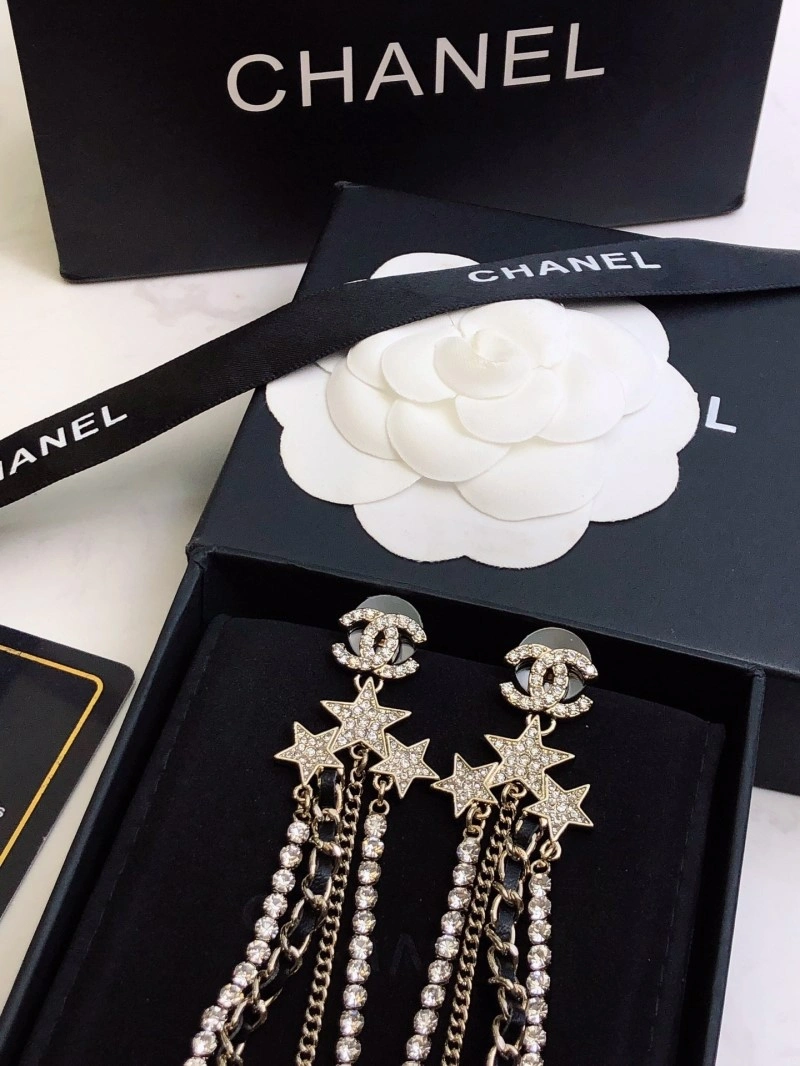 Stylish Chanel Earrings 220232