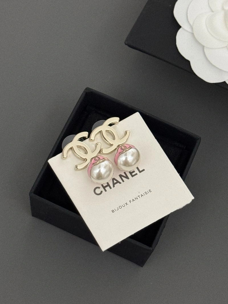 Chanel Earrings Supportive 220122