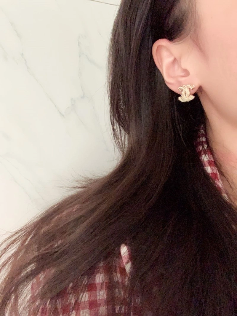 SoftTouch Chanel Earrings 220116
