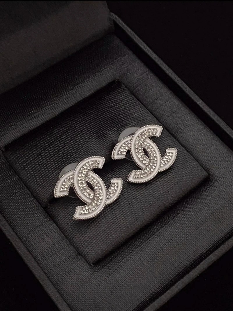 Modern Chanel Earrings 220112