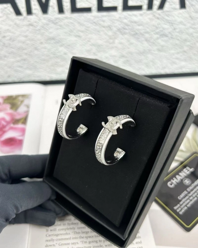 OdorResistant Chanel Earrings 220110