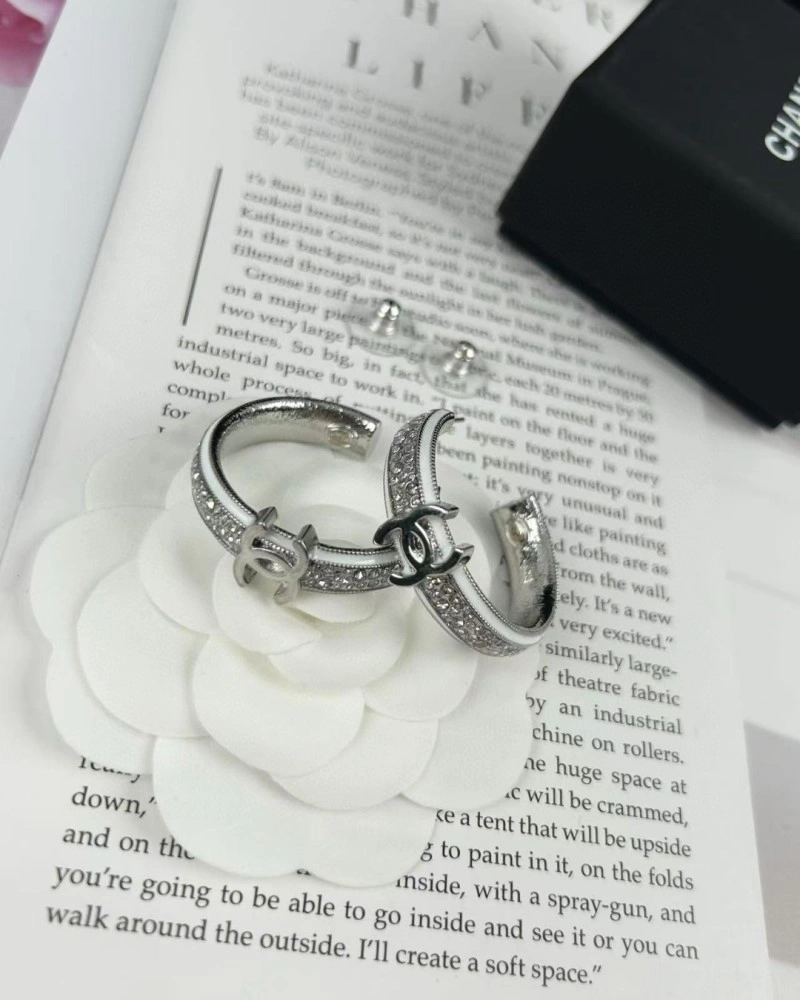 OdorResistant Chanel Earrings 220110