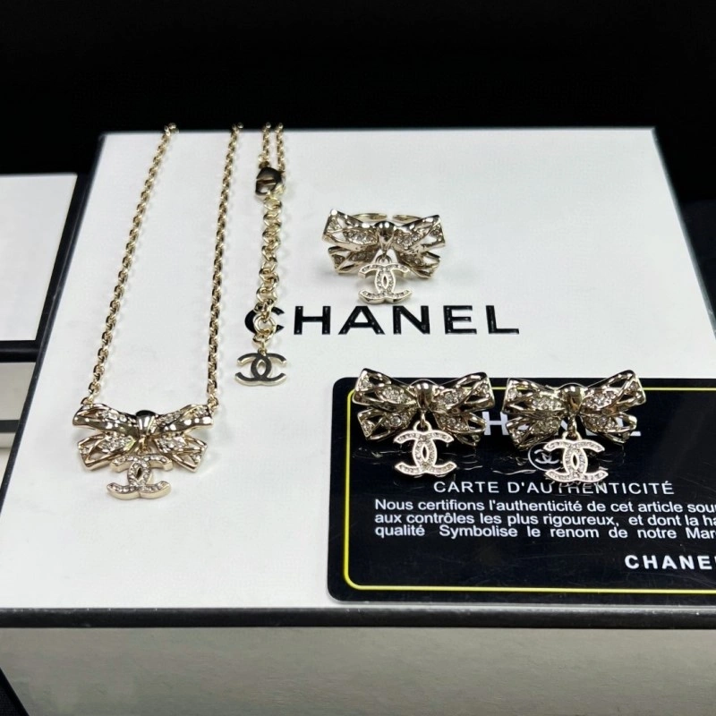 Chanel Earrings Chic 220109