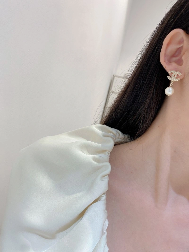 HighQuality Chanel Earrings 220113