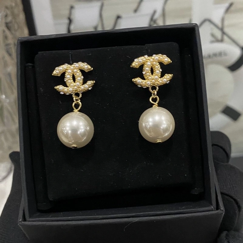 HighQuality Chanel Earrings 220113