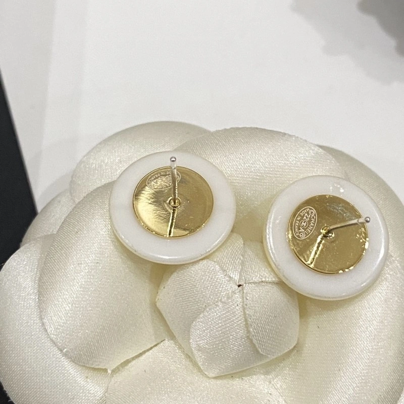 WrinkleFree Chanel Earrings 220097