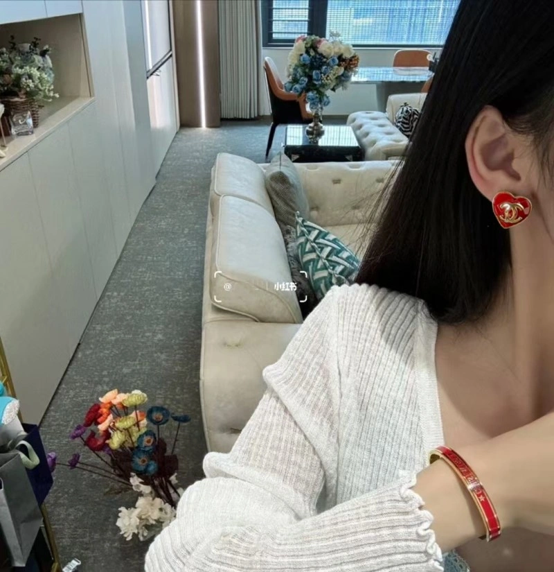 Breathable Chanel Earrings 220142