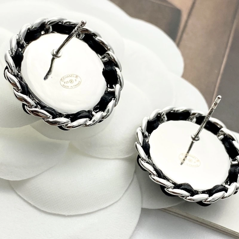 Compact Chanel Earrings 220102
