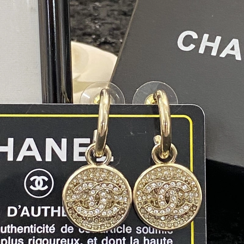 Chanel Earrings Lightweight 220115