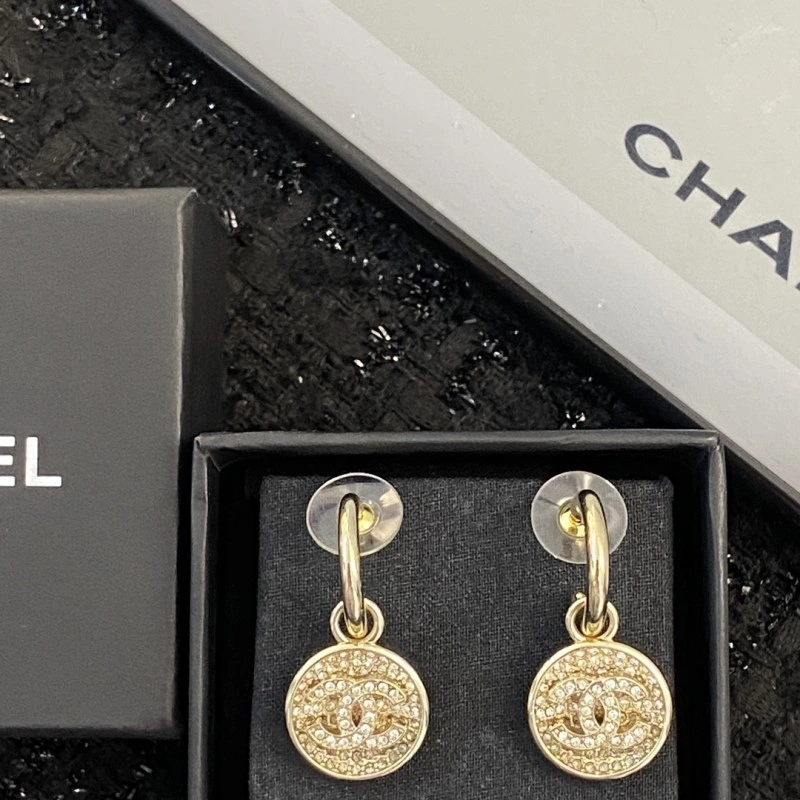 Chanel Earrings Lightweight 220115