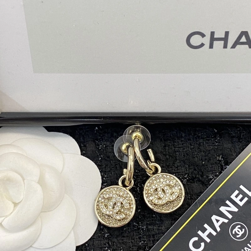 Chanel Earrings Lightweight 220115