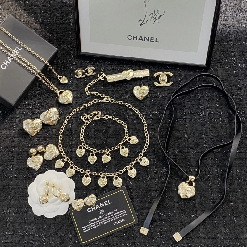 ZeroBulk Chanel Earrings 220098