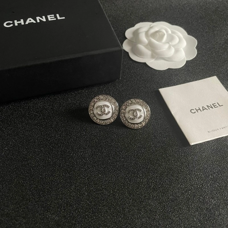 Chanel Earrings WrinkleFree 220108