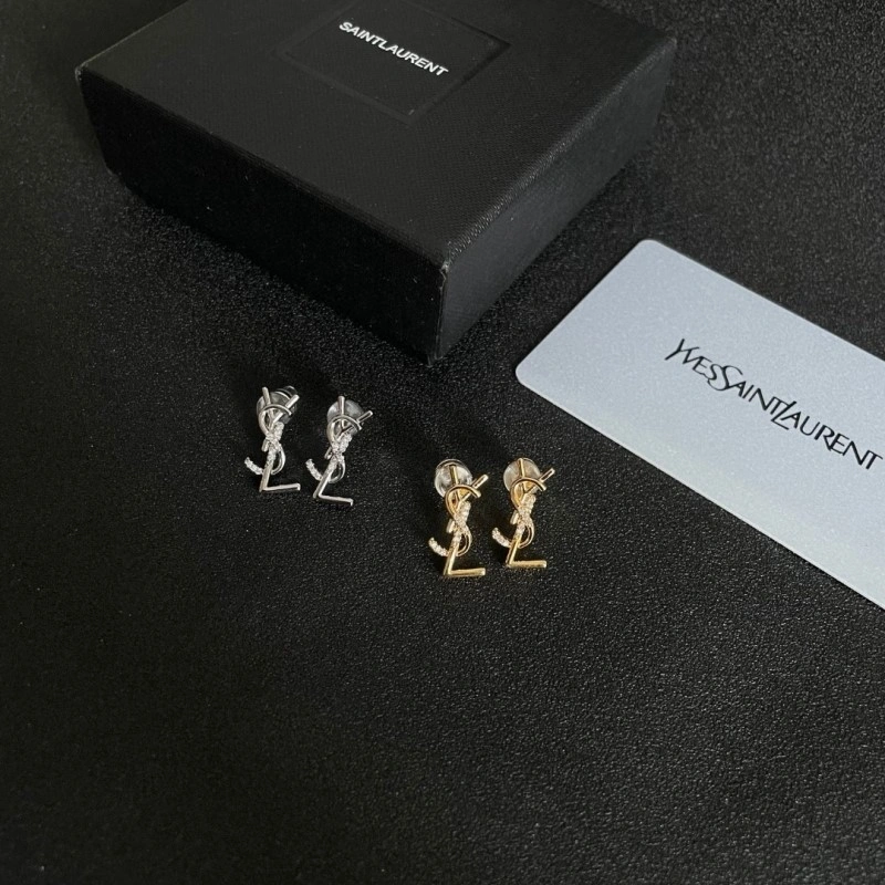 Chanel Earrings WellDesigned 220087