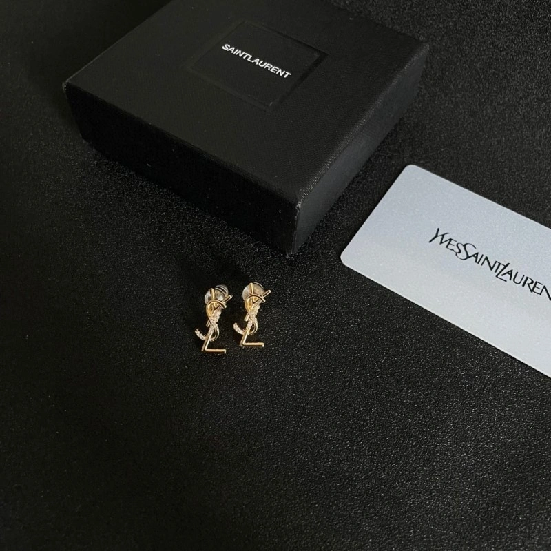 Chanel Earrings WellDesigned 220087