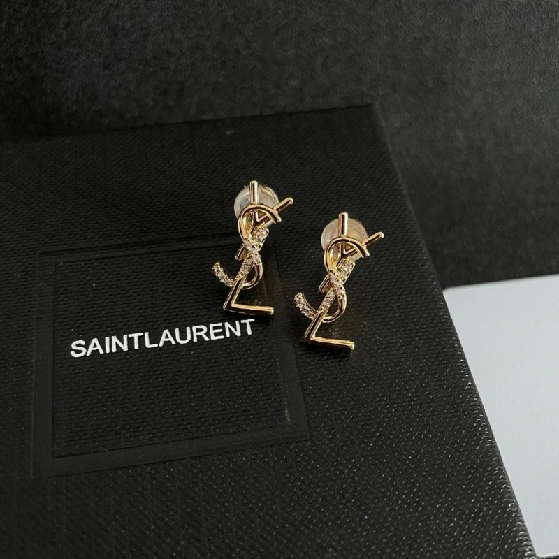 Chanel Earrings WellDesigned 220087