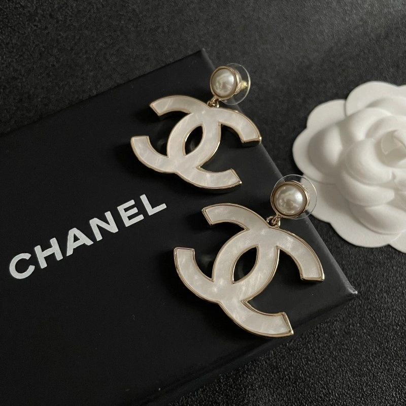 HighQuality Chanel Earrings 220091