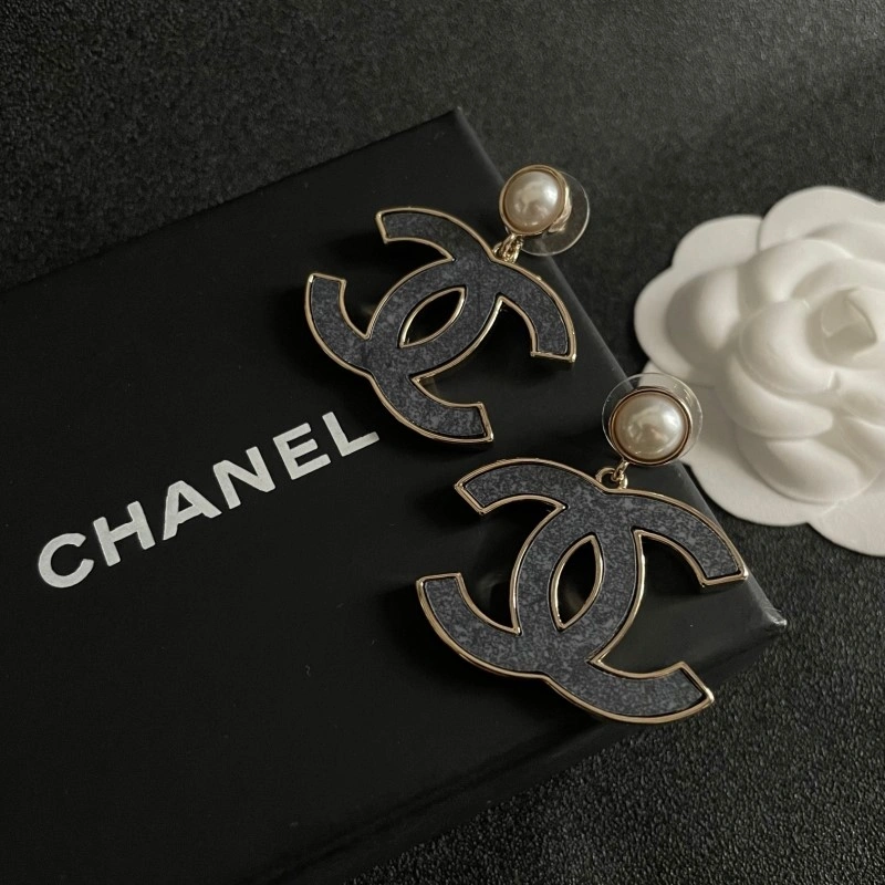 Chanel Earrings EasyMatch 220082