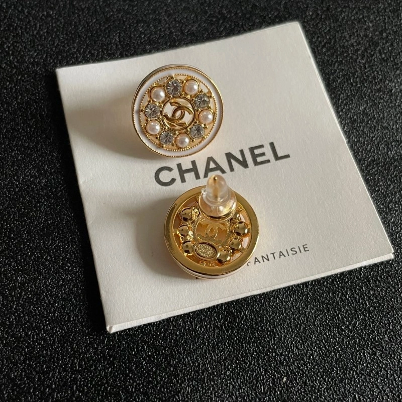 Refined Chanel Earrings 220093