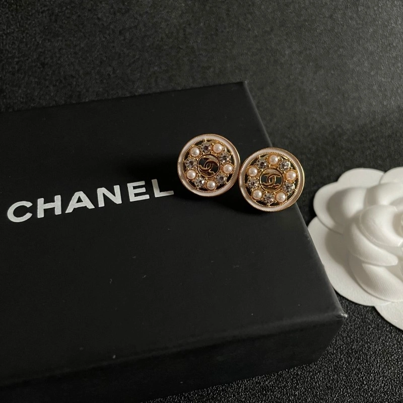 Refined Chanel Earrings 220093