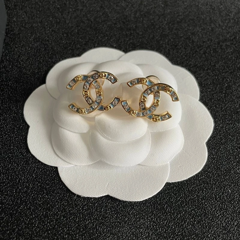 Chanel Earrings Breathable 220080
