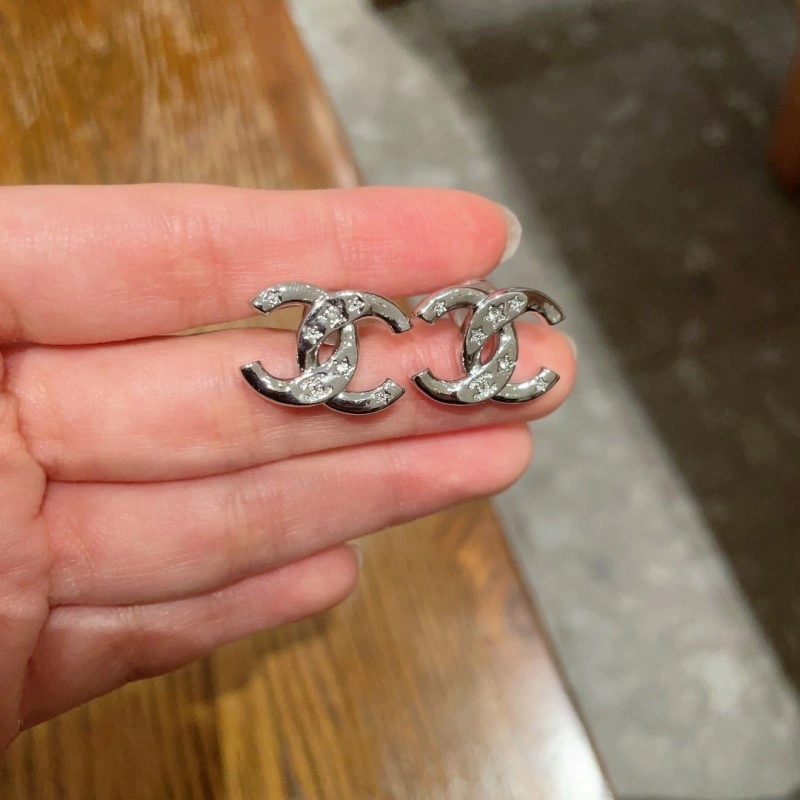 ComfortFit Chanel Earrings 220088