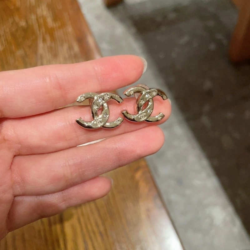Chanel Earrings EyeCatching 220077