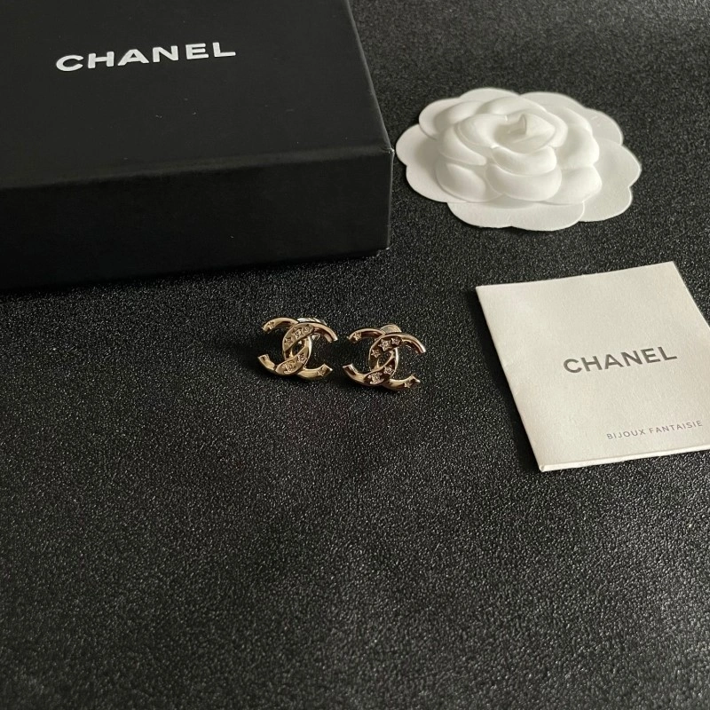 Chanel Earrings EyeCatching 220077