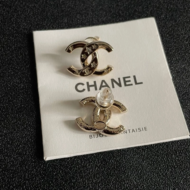 Chanel Earrings EyeCatching 220077