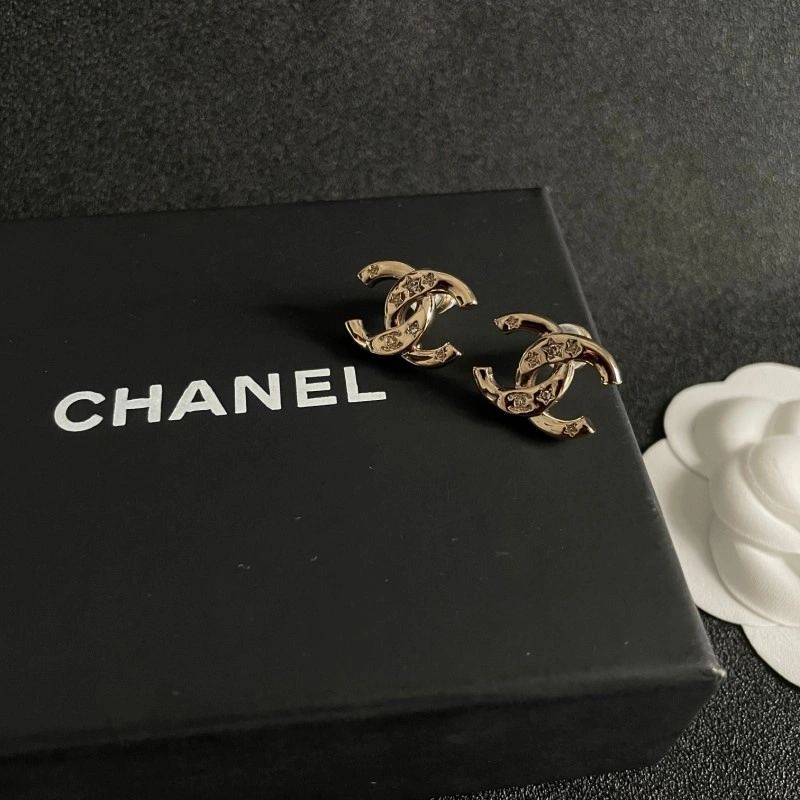 Chanel Earrings EyeCatching 220077