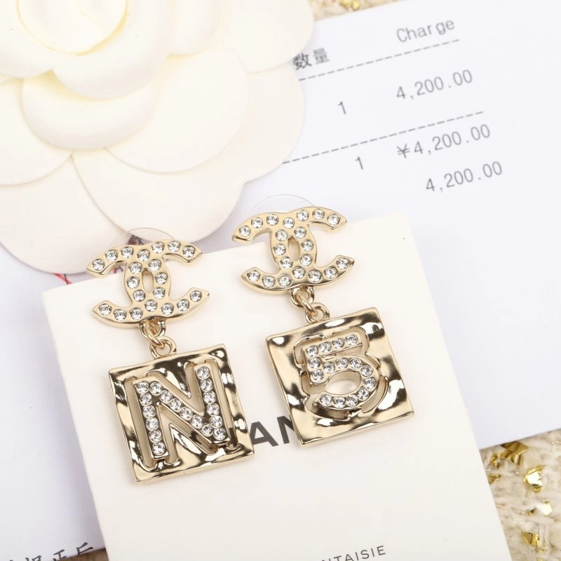 Chanel Earrings TechFriendly 220070