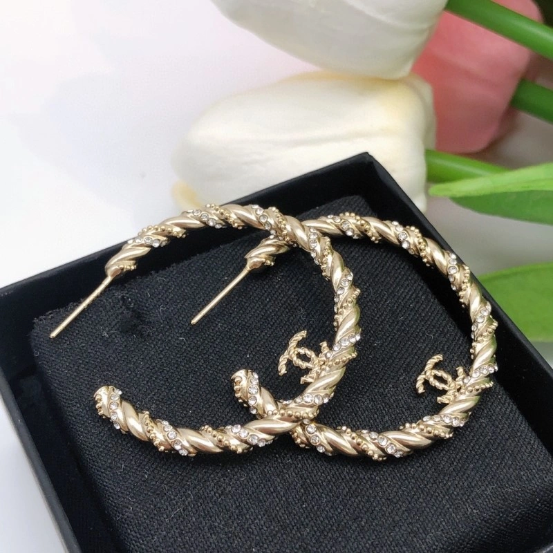 Chanel Earrings WellDesigned 220061