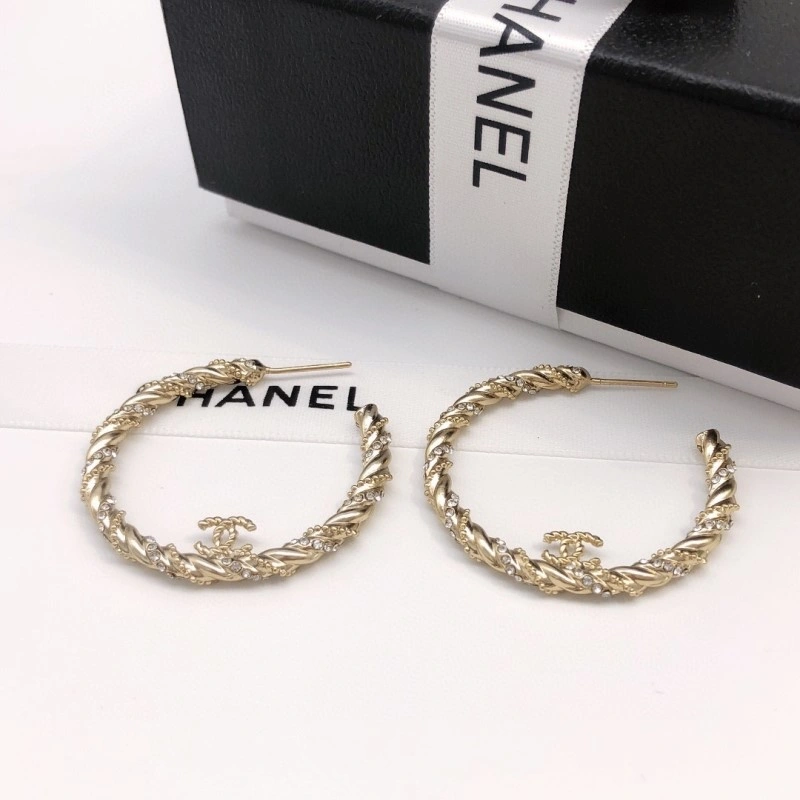 Chanel Earrings WellDesigned 220061
