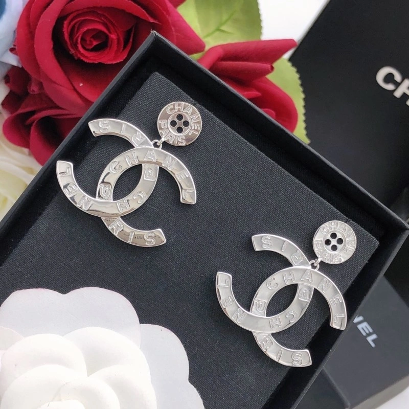 Durable Chanel Earrings 220063