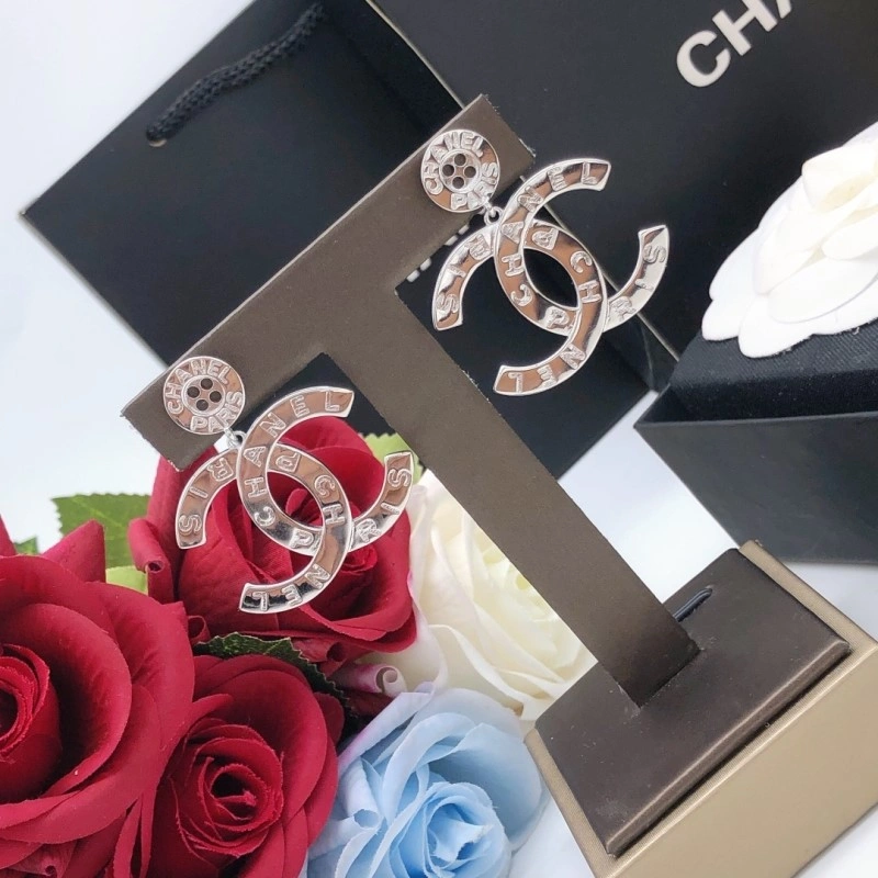 Durable Chanel Earrings 220063