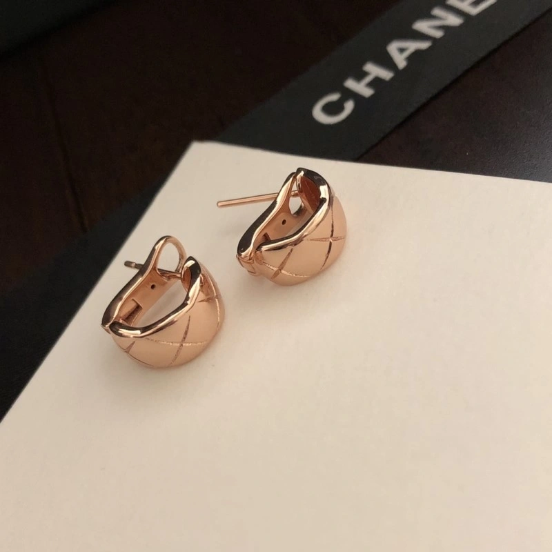 Chanel Earrings Sporty 220072